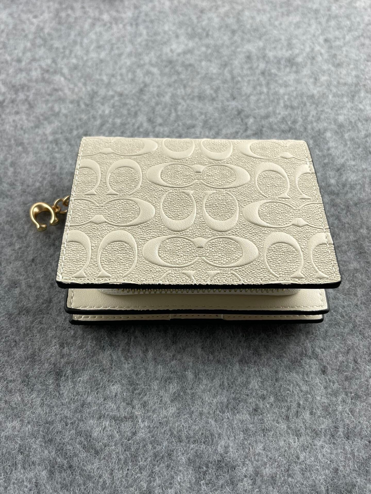 COACHコーチ折りたたみ財布C7353 ウォレットアウトレット