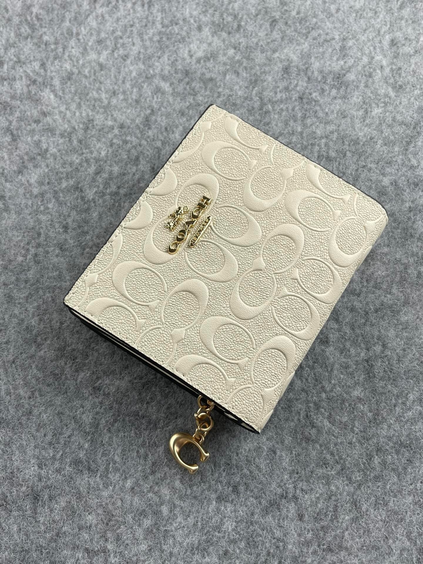 COACHコーチ折りたたみ財布C7353 ウォレットアウトレット レディース プレゼントに最適♪(78273655)