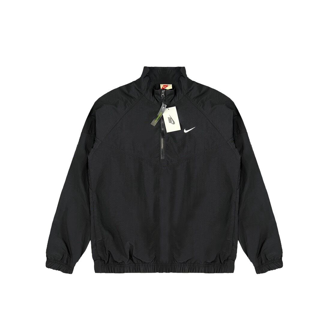 ナイキ ステューシー NIKE × STUSSY WINDRUNNER CT4310-045 ナイロンジャケット コラボ ハーフジップ男女兼用コート